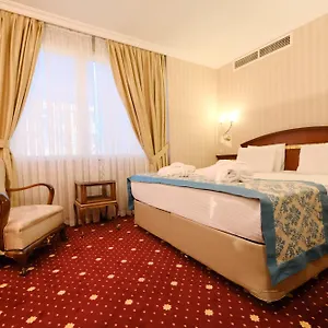 Otel Akar International